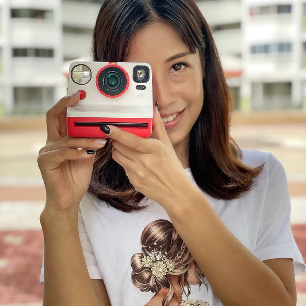 Polaroid Now Bundle with White Camera and Red Travel Pouch 