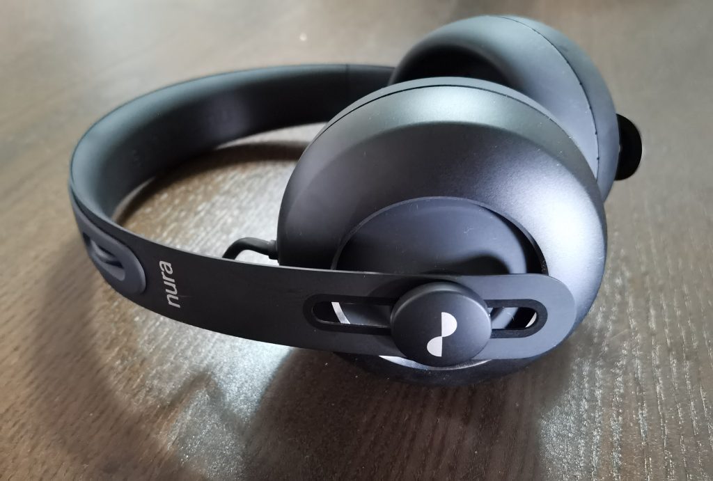 Tech 360: Nuraphone and Gaming Mic Review Singapore