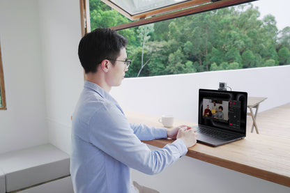 Obsbot Meet 2 AI-Powered 4K Webcam (Cloud White)
